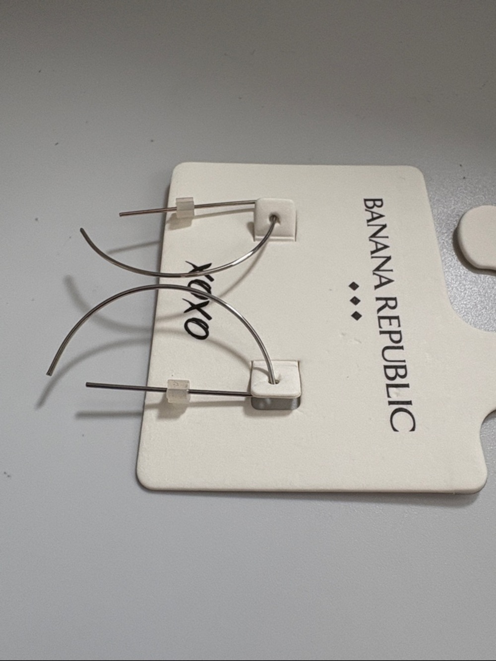 NWT [Banana Republic] XOXO Silver Semi Circle Hoop Threader Earrings Medium Size - Picture 6 of 10